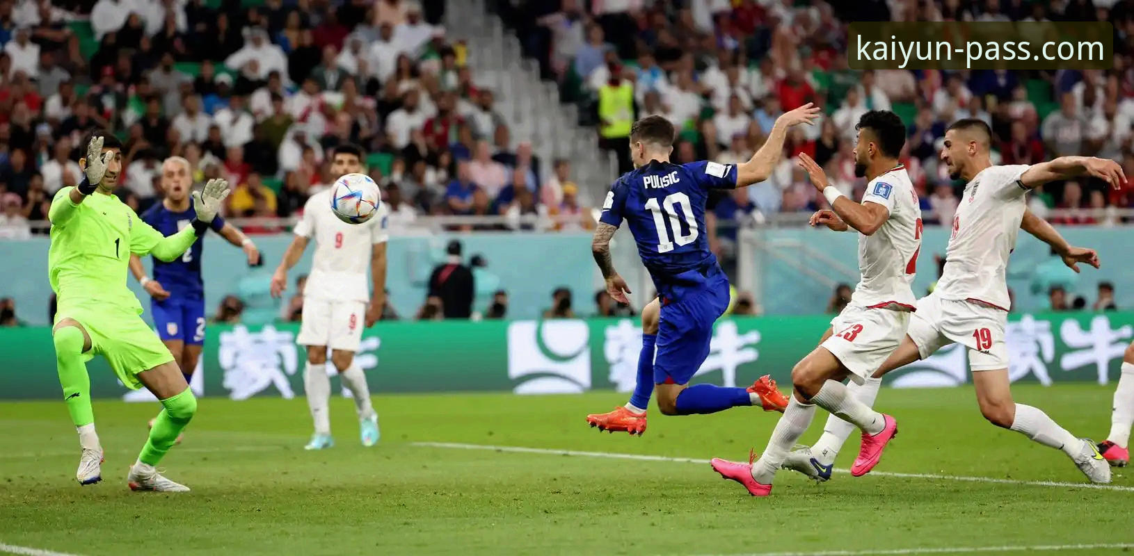 帕尼切利重伤无缘世界杯：一次战术革新机遇的深度分析