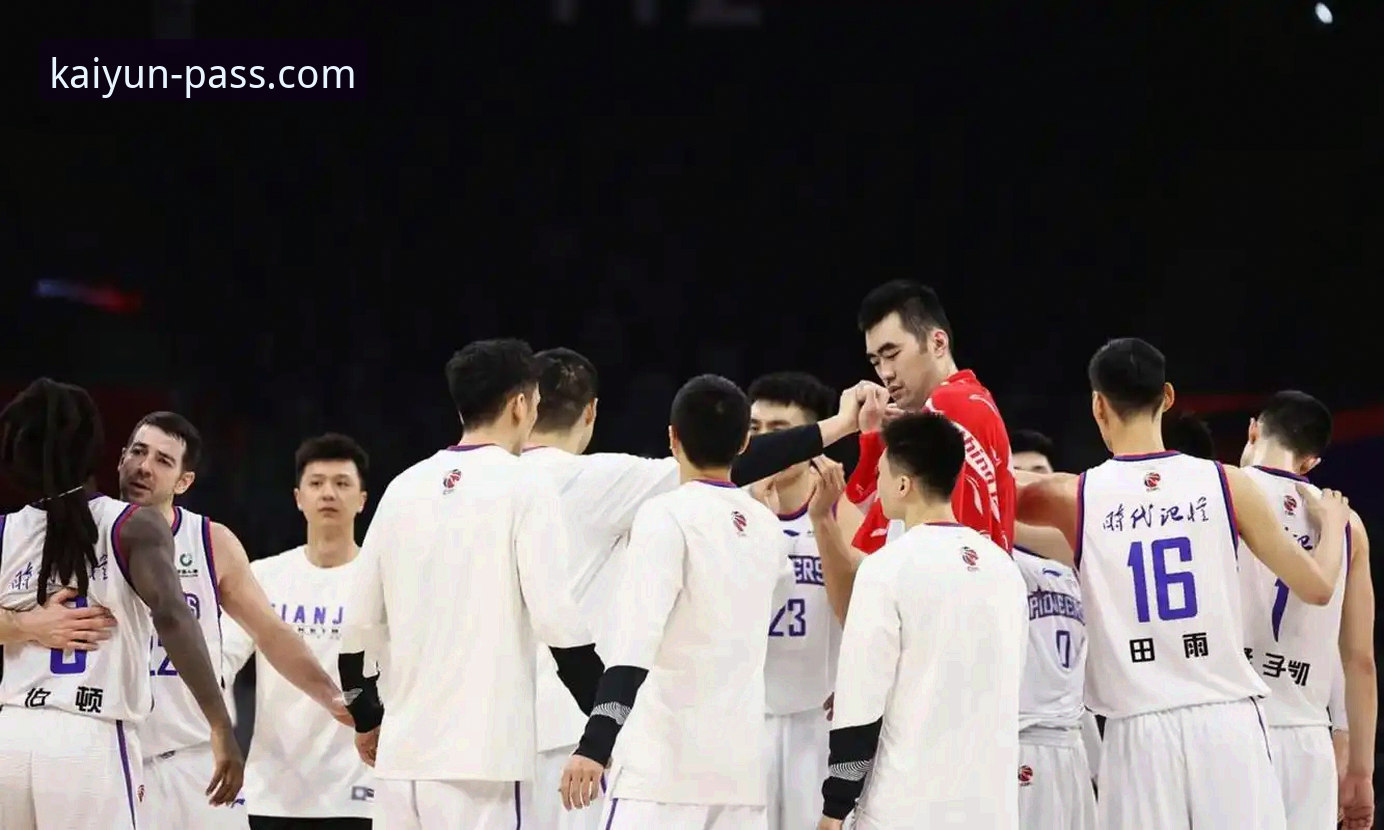 开云登录手机版怎么下载 上海男篮豪取12连胜巩固榜首详解